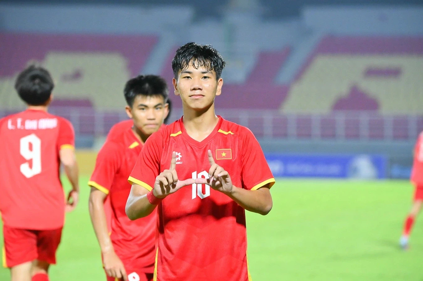 u17vn4vff22-4-26-cropped-1776875696999-1778035178.webp