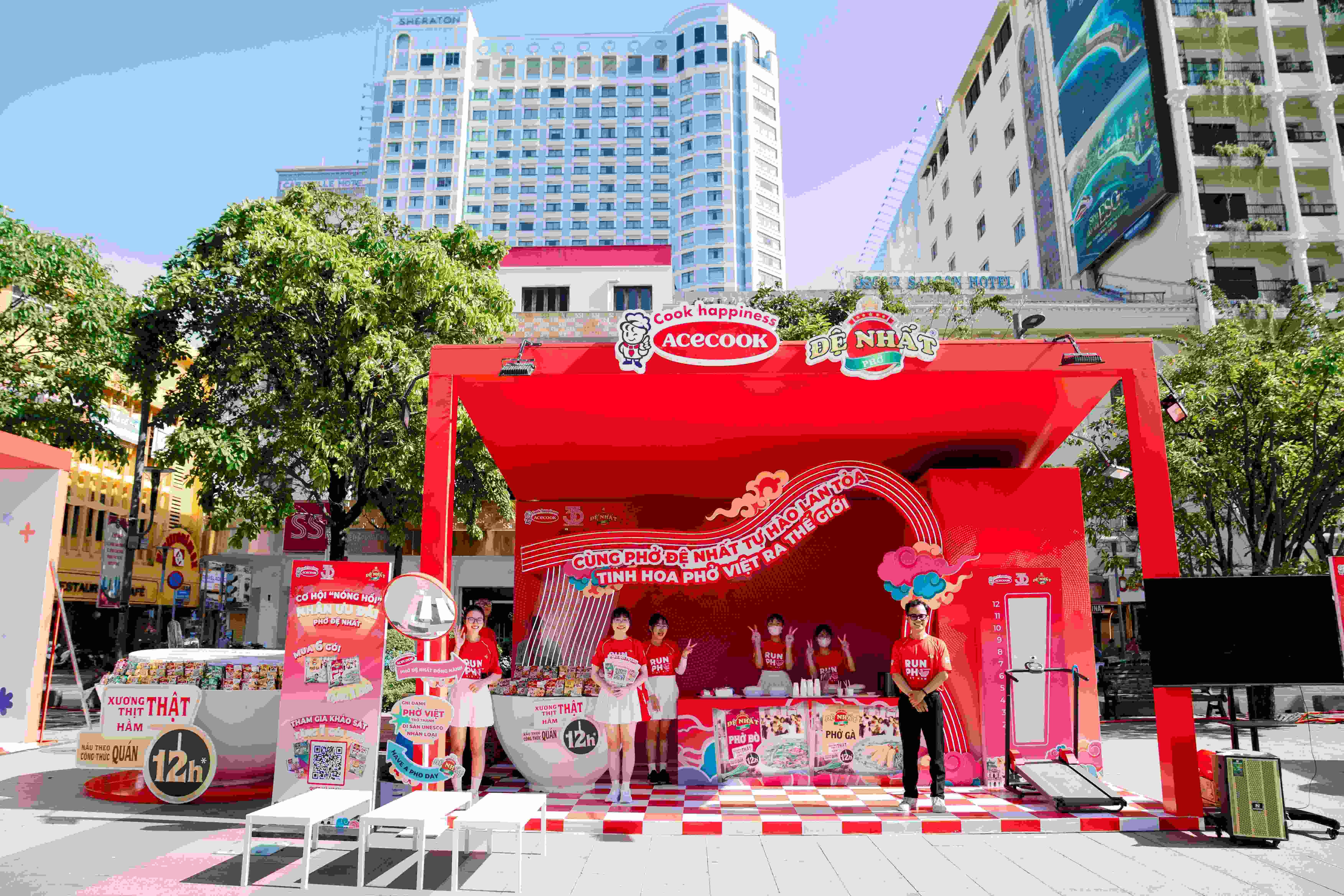 hinh-anh-booth-nha-tai-tro-dat-tai-chuoi-hoat-dong-concert-van-xuan-awards-2025-tai-pho-di-bo-nguyen-hue-thanh-pho-ho-chi-minh-2-1-1-1-1789616416.jpg