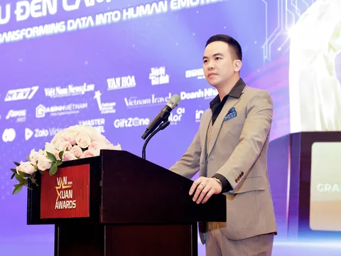 Chủ tịch Trần Việt Tân: AI không thay thế con người, mà nâng tầm sáng tạo